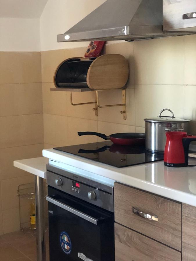 Apartments Near City Center Скопие Екстериор снимка